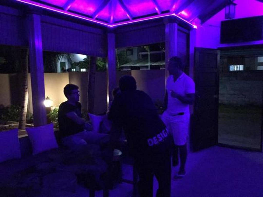 Local Island Inn Hangnaameedhoo Esterno foto
